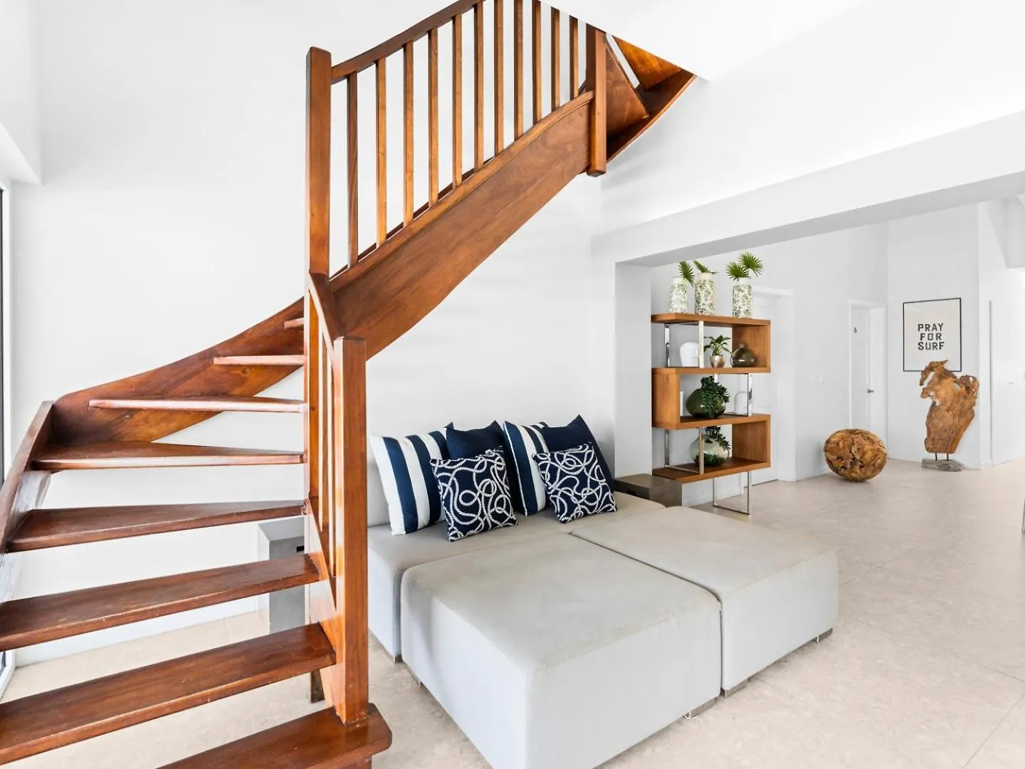 Surfsong Villa- Luxury Water Front Villa For 12 Maho 0*,  Saint-Martin